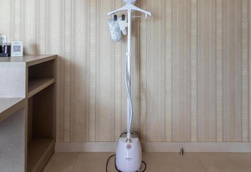 Отель Hplus Premium Palmas