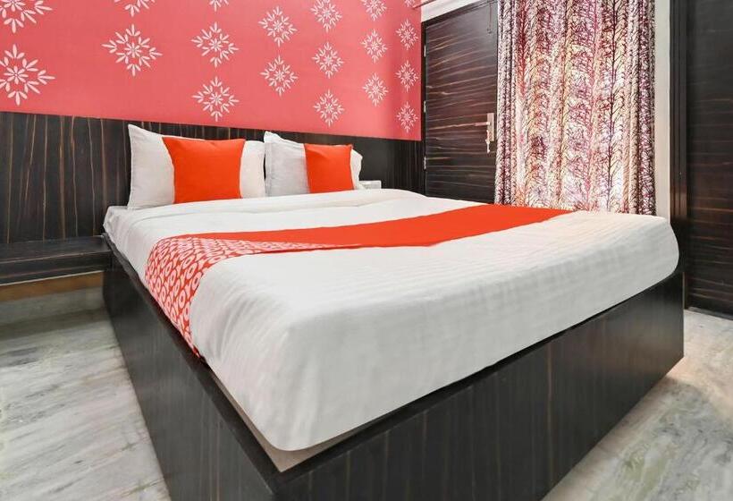 هتل Oyo 61511  Symphony