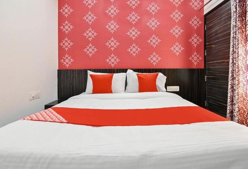 هتل Oyo 61511  Symphony