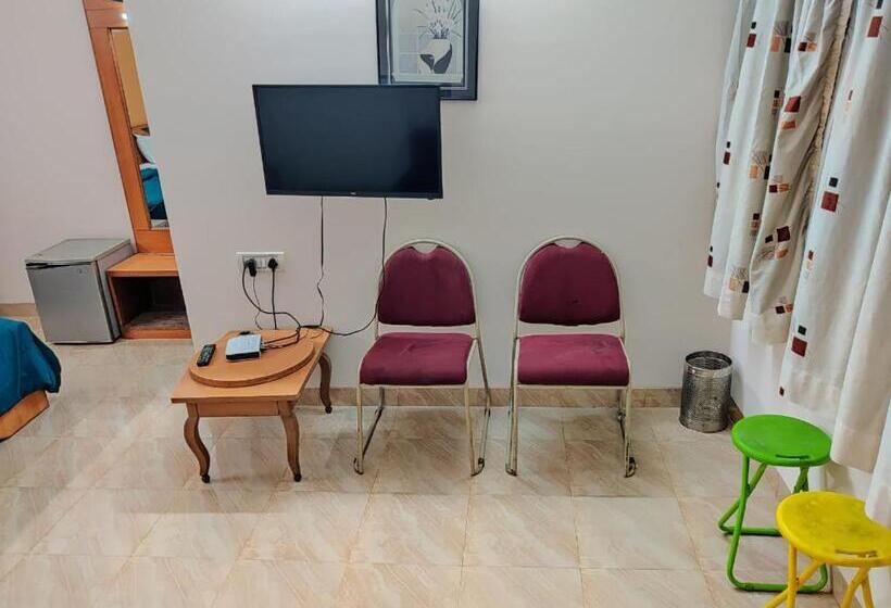 فندق Rajdhani Resort Lonavala