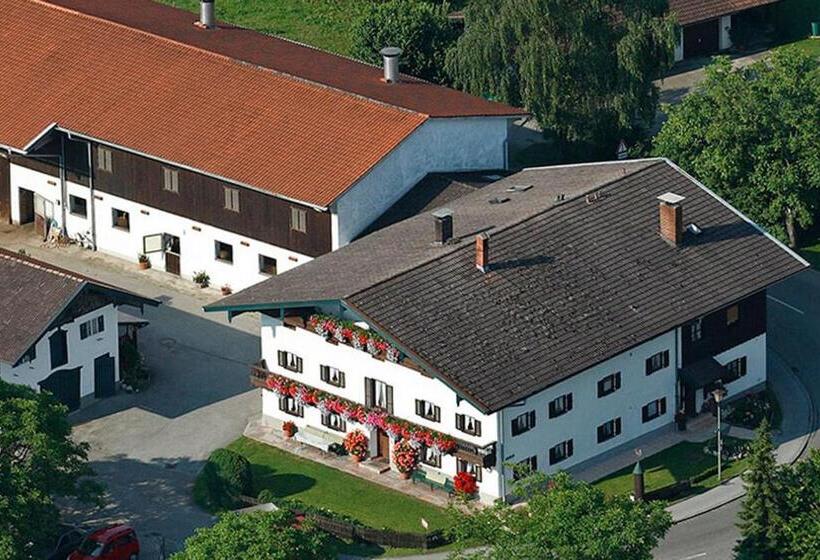 ペンション Bauernhof Daurerhof