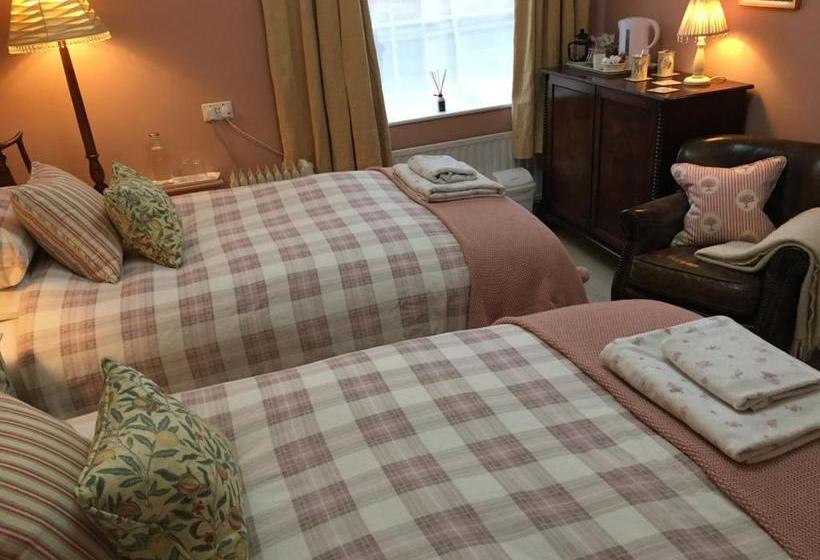 ペンション Ormonde House