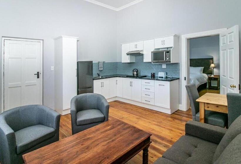 펜션 Victorian Square Guesthouse