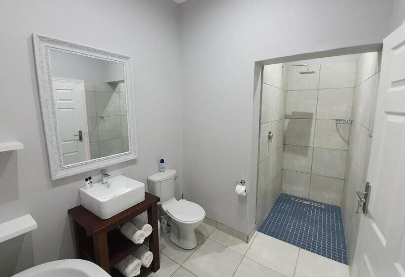 펜션 Victorian Square Guesthouse