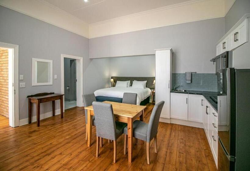 펜션 Victorian Square Guesthouse