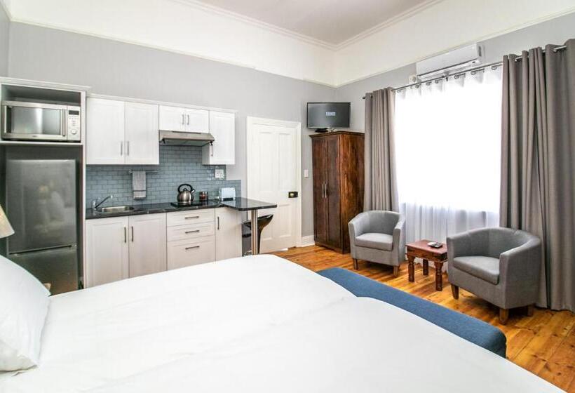 펜션 Victorian Square Guesthouse