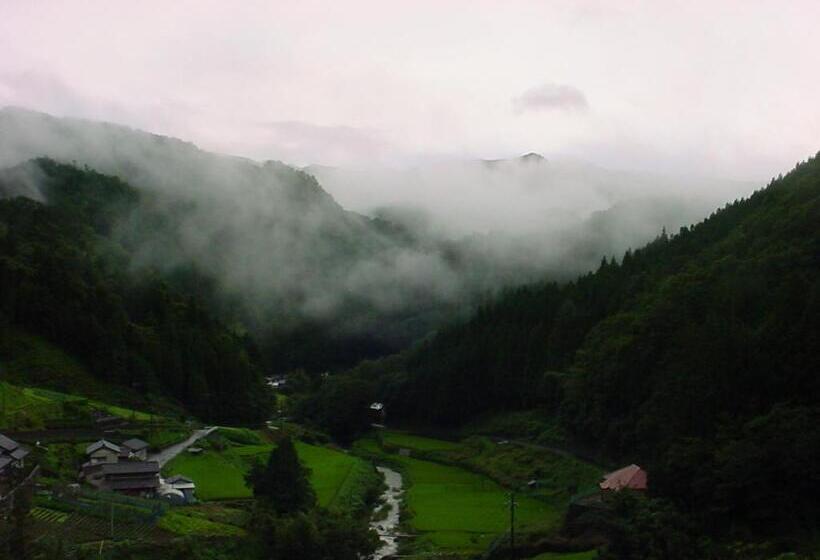 بنسيون Washi Studio Kamikoya