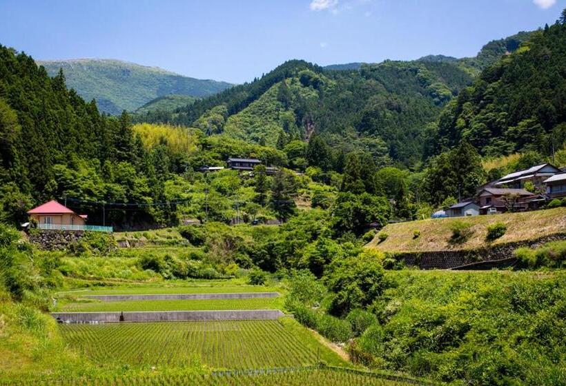 פנסיון Washi Studio Kamikoya