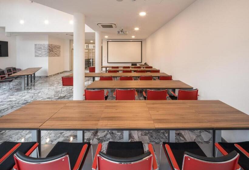 Rs Hotel   Smart & Modern Hotel Apartments