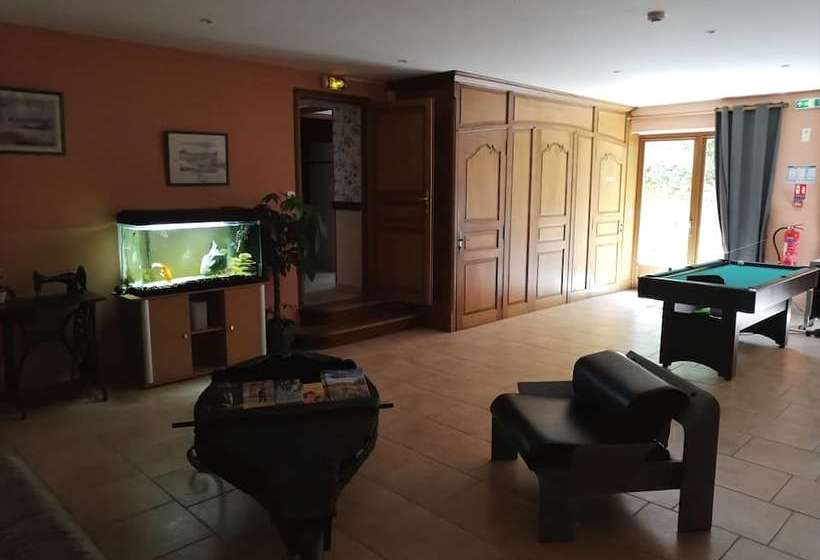 Общежитие Auberge La Taulado