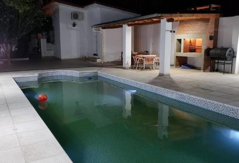 הוסטל Hosteria Rukalaf