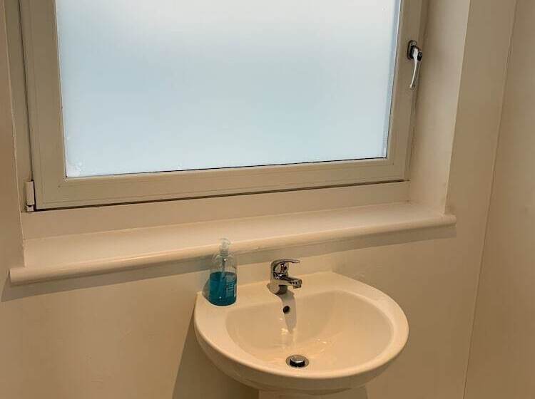 호스텔 Uist Travel Accommodation