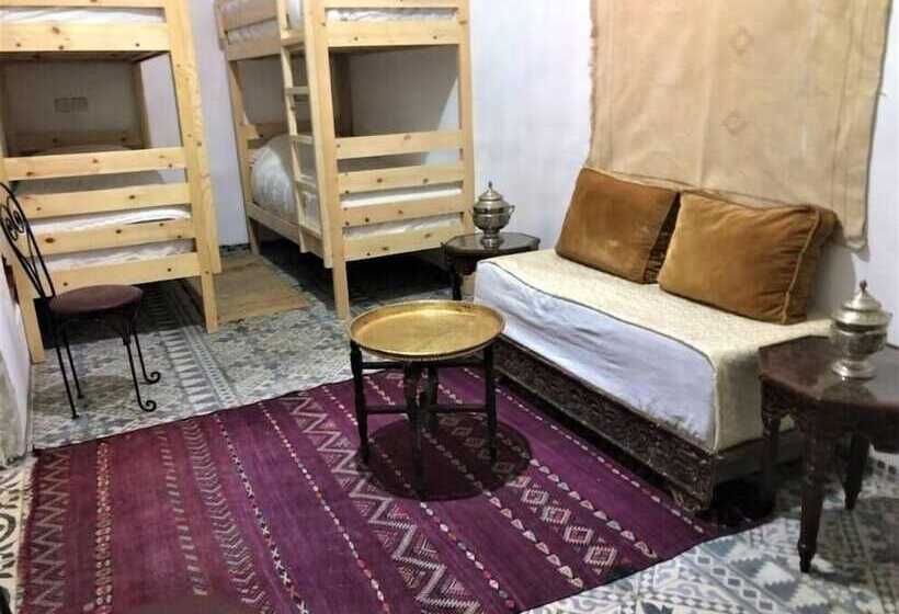 Auberge Riad Buena Vista   Hostel