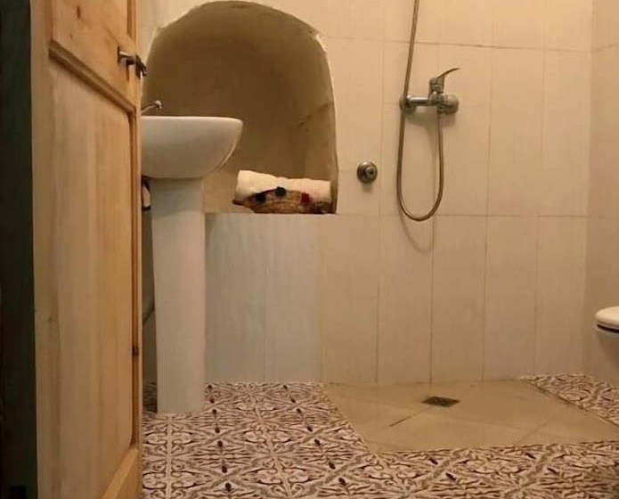 Auberge Riad Buena Vista   Hostel