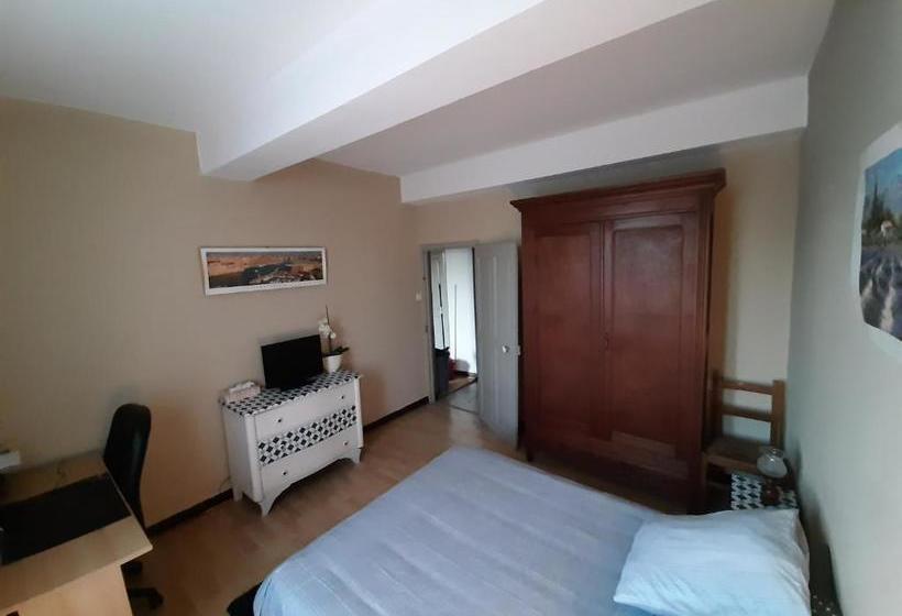 مبيت وإفطار Beau Mas Provençal Avec Piscine