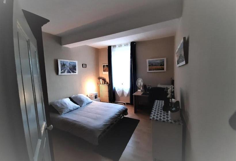 مبيت وإفطار Beau Mas Provençal Avec Piscine