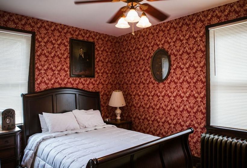 Brownsville Road House Bed & Breakfast