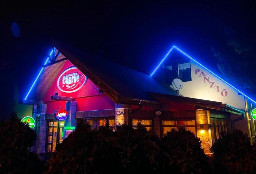 ペンション Charlie Fogadó Sé