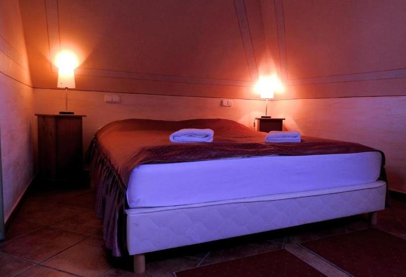 ペンション Charlie Fogadó Sé