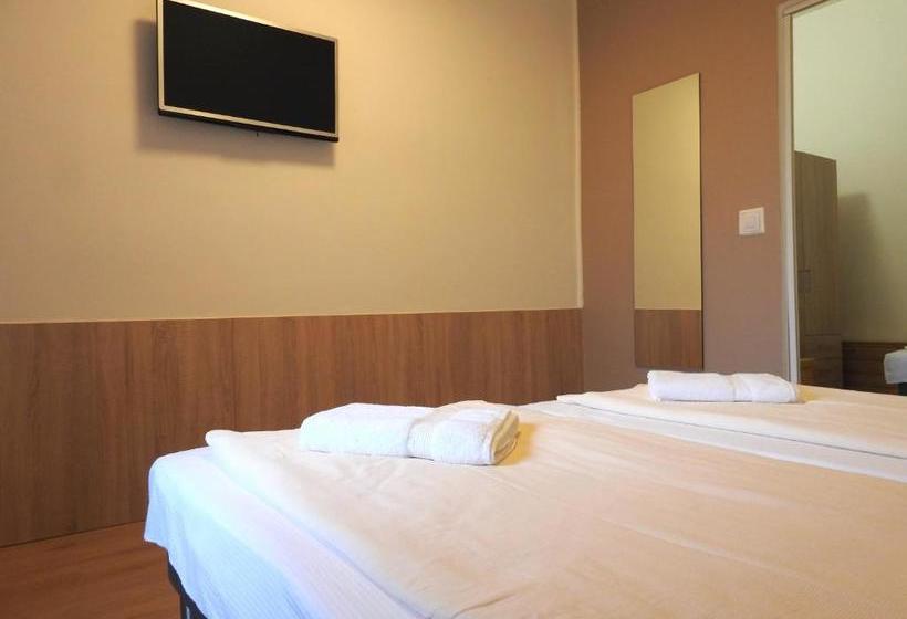 ペンション Charlie Fogadó Sé