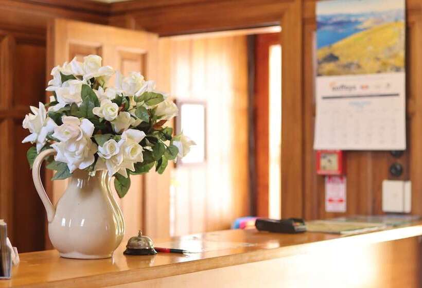 Colonial City Motel And Conference Centre