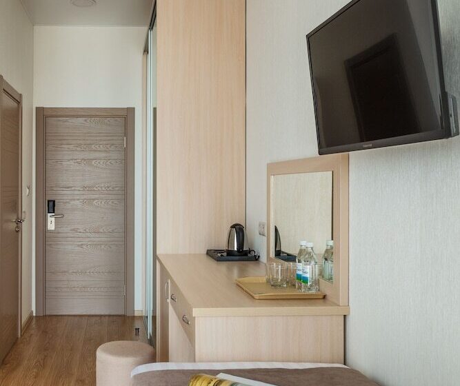 هتل Delmarinn All Inclusive