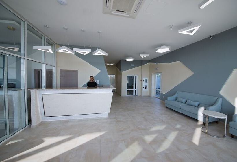 هتل Delmarinn All Inclusive