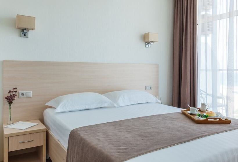 هتل Delmarinn All Inclusive