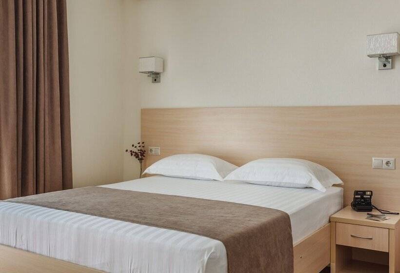 هتل Delmarinn All Inclusive