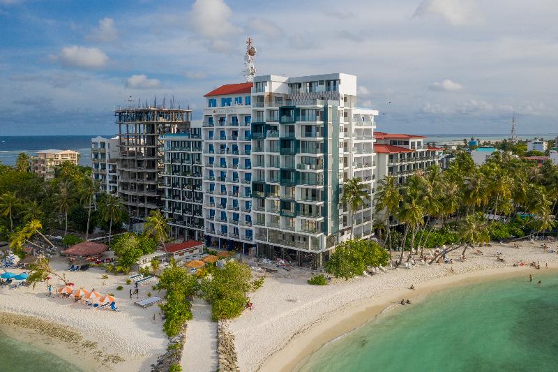 هتل Kaani Palm Beach