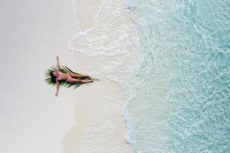 هتل Kaani Palm Beach