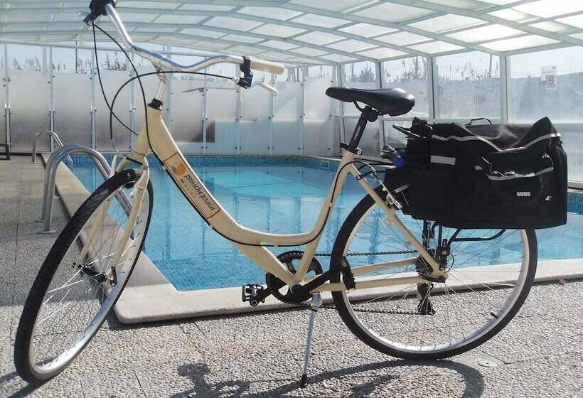 Отель Penichepraia  Bungalows, Campers & Spa