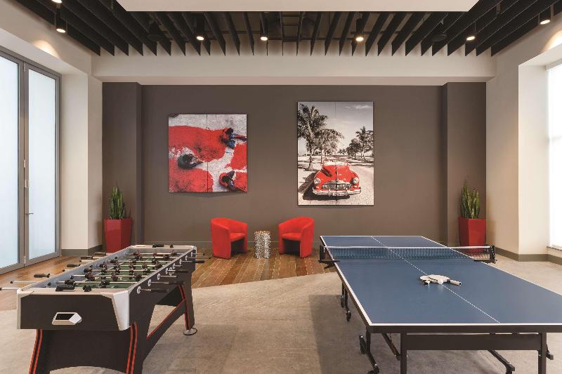 Kompose Boutique Hotel Miami Airport