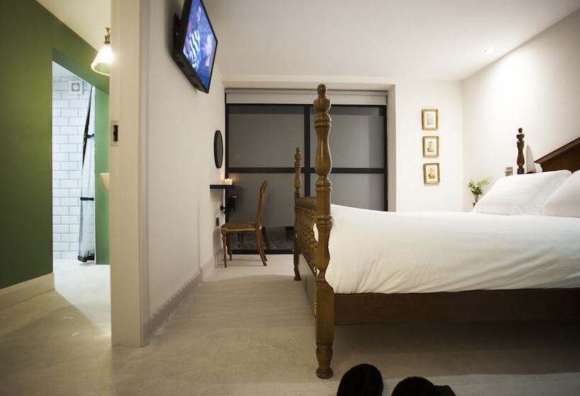 فندق The Old Bushmills Barn