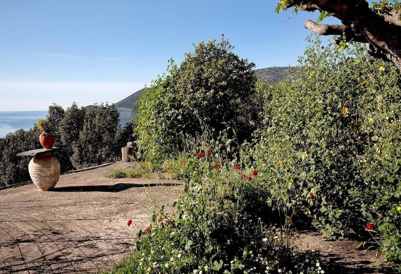 호텔 Unique Hideaway With Serene Panoramic Views