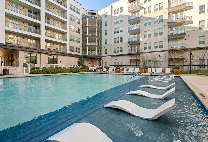 Kasa Arlington Dallas