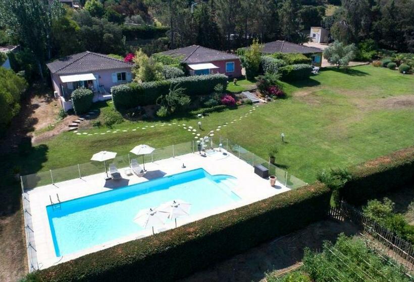 Villas Les Residences De Scaglione