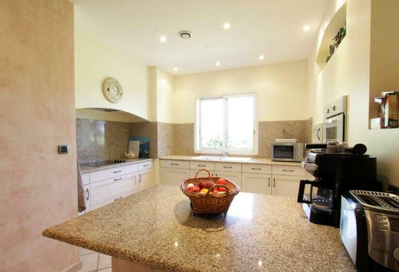 Villas Les Residences De Scaglione