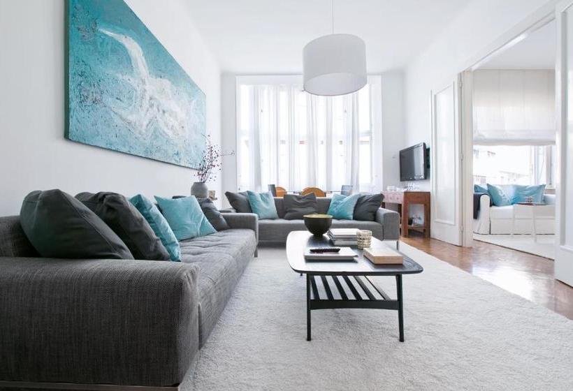 Angel Main Square Center Zagreb