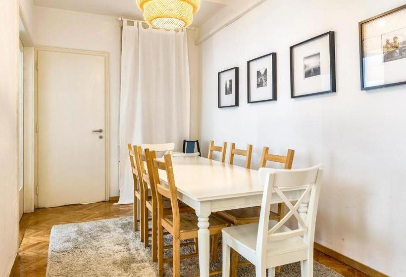 Angel Main Square Center Zagreb