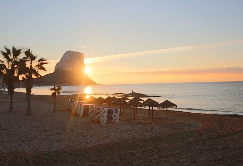 Only 100m To The Beach! Spacious Villa With Private Pool   12 People