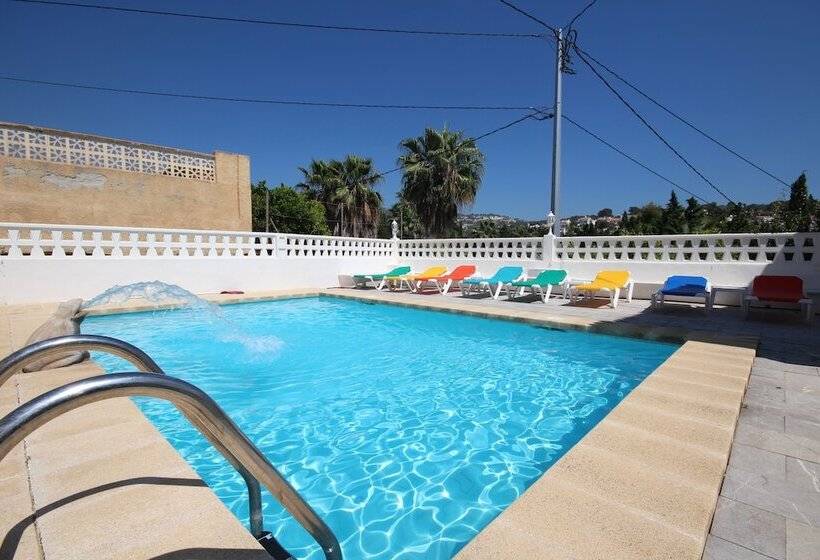 Only 100m To The Beach! Spacious Villa With Private Pool   12 People