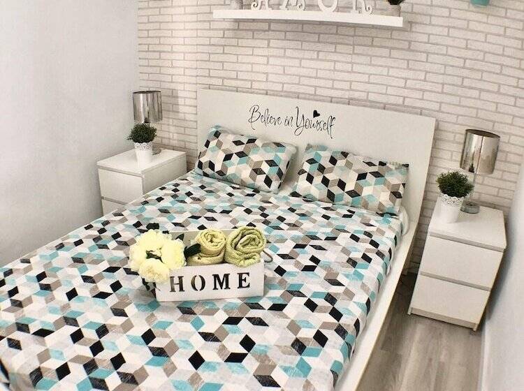 ペンション Bunga Love   Adults Only