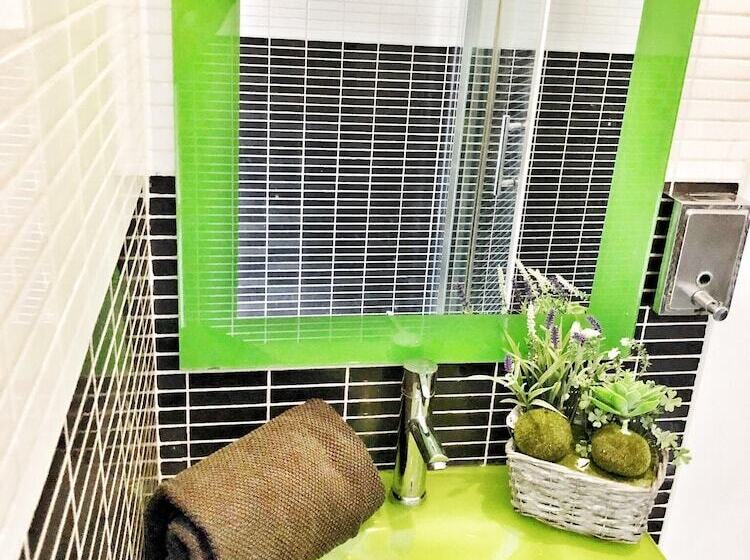 ペンション Bunga Love   Adults Only