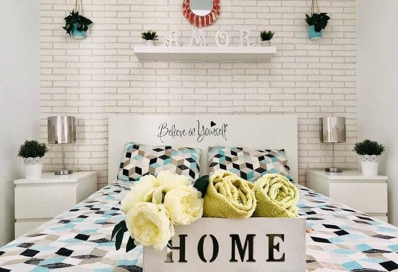 ペンション Bunga Love   Adults Only