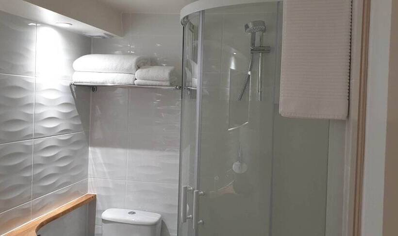 بنسيون Harlestone Retreat  Adults Only