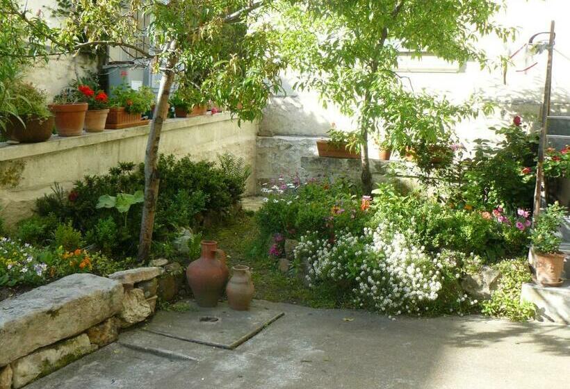 بنسيون La Maison De Saumur