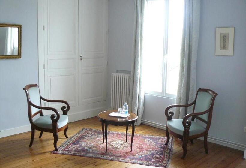 بنسيون La Maison De Saumur