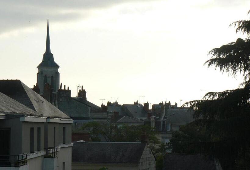 بنسيون La Maison De Saumur