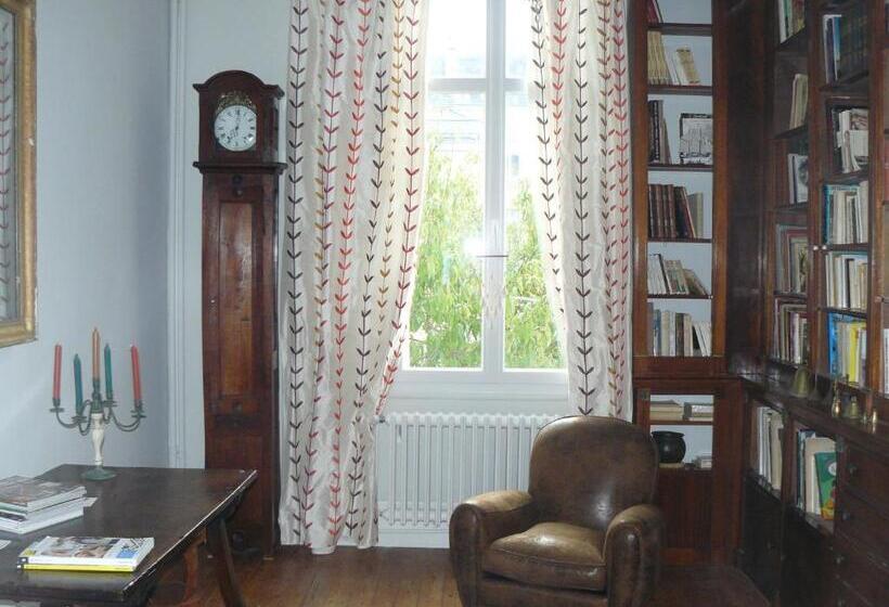 بنسيون La Maison De Saumur